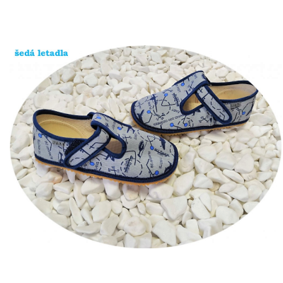 Beda Barefoot bačkory s páskem - šedá letadla